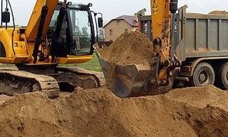 Выкопать яму экскаватором в Новороссийске от 929 руб. - 2Землекопа-Нвр 